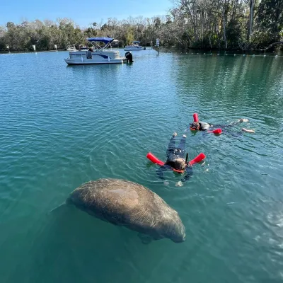 a small boat in a body of water